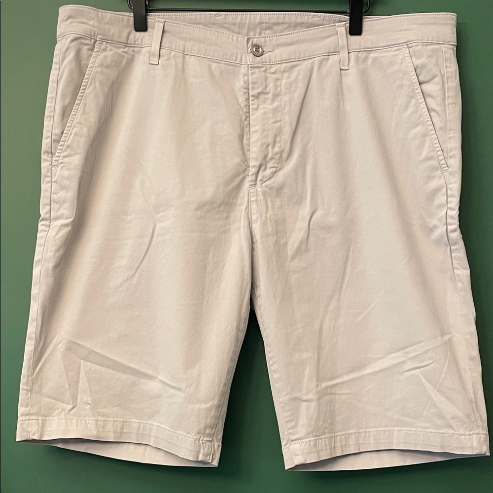 AG Adriano Goldschmied Men's 40R Griffin Flat Front Shorts Classic